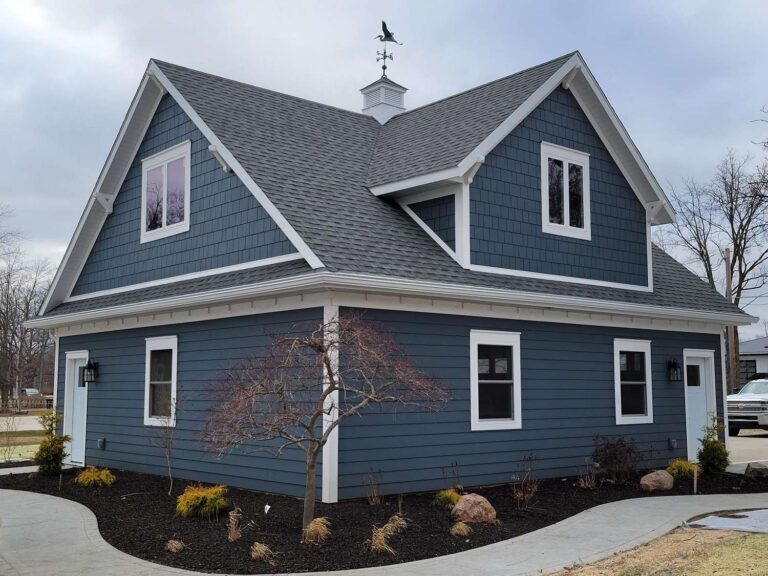Lake Wawasee Garage