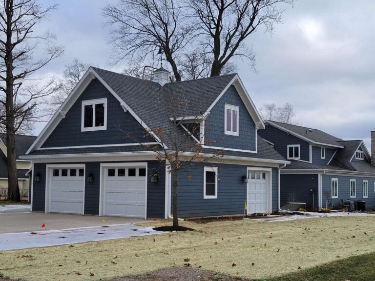 Lake Wawasee Garage
